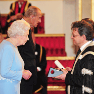 Queen's prize honours veterinary research 